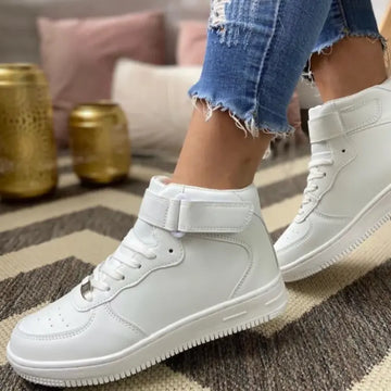 ¿Cómo Saber si las Zapatillas de Mujer Altas son para Ti?