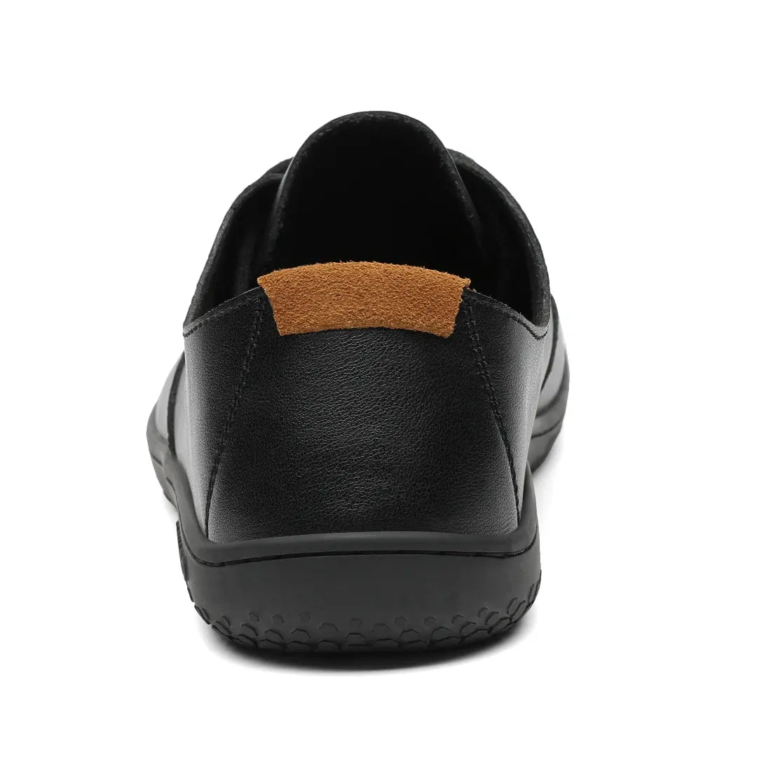 zapato barefoot saguaro dream iii negro visto desde atrás